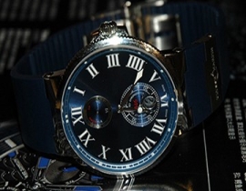 广州劳力士手表表盘有雾气